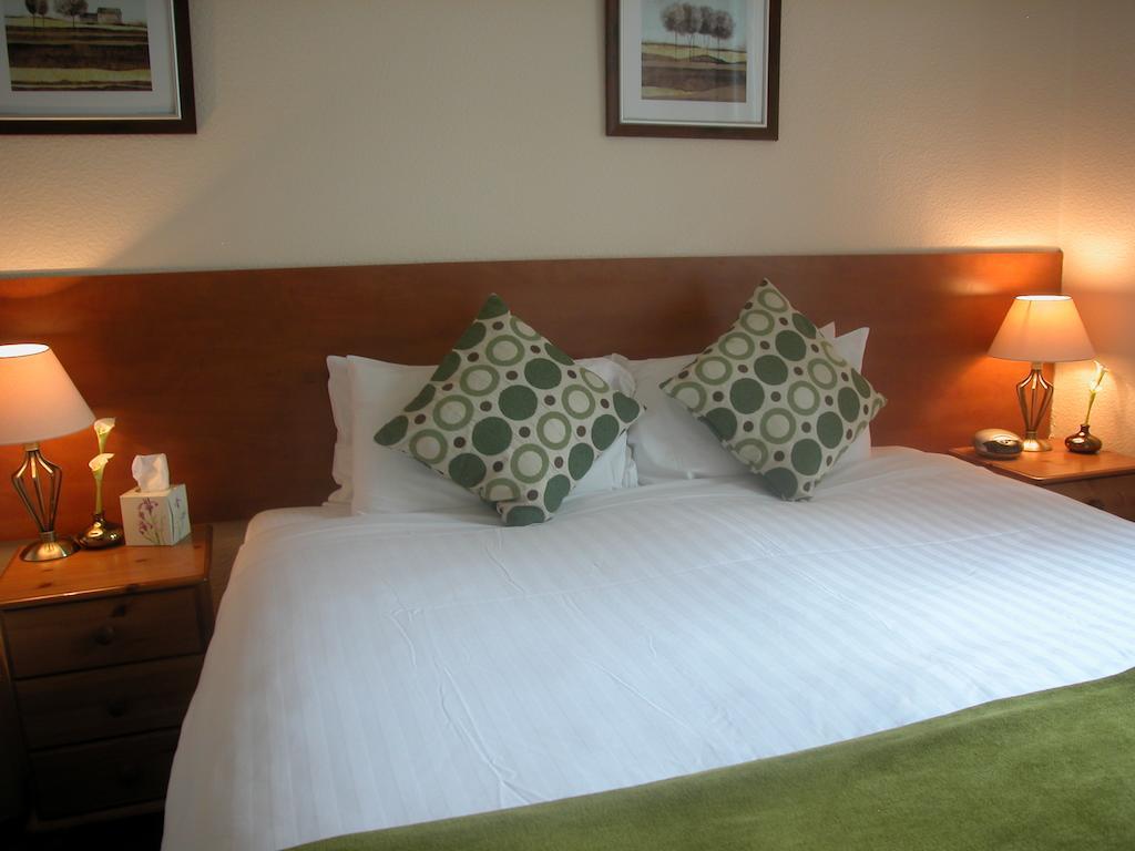 Glenlossie Guest House Dumfries Habitación foto